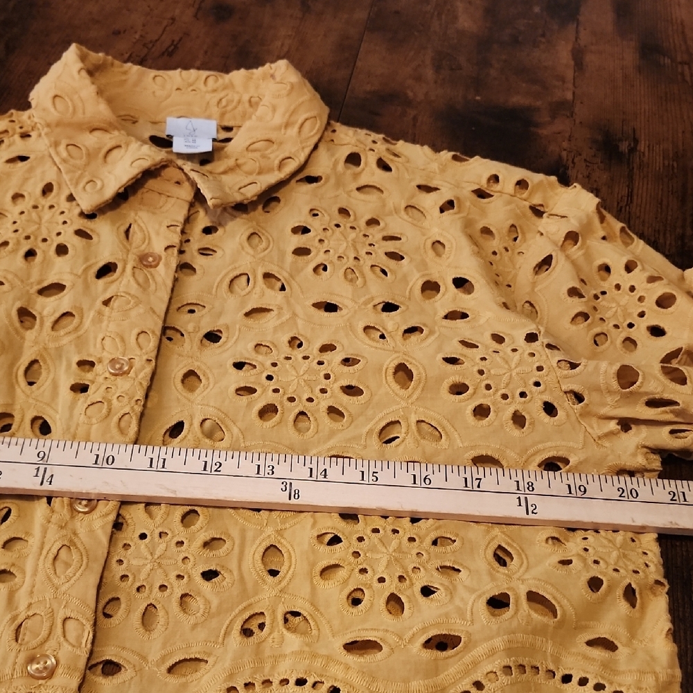 JOIE | Yellow Eyelet Lace Cropped Romantic Boho Feminine Boxy Button Blouse | M - Picture 8 of 12